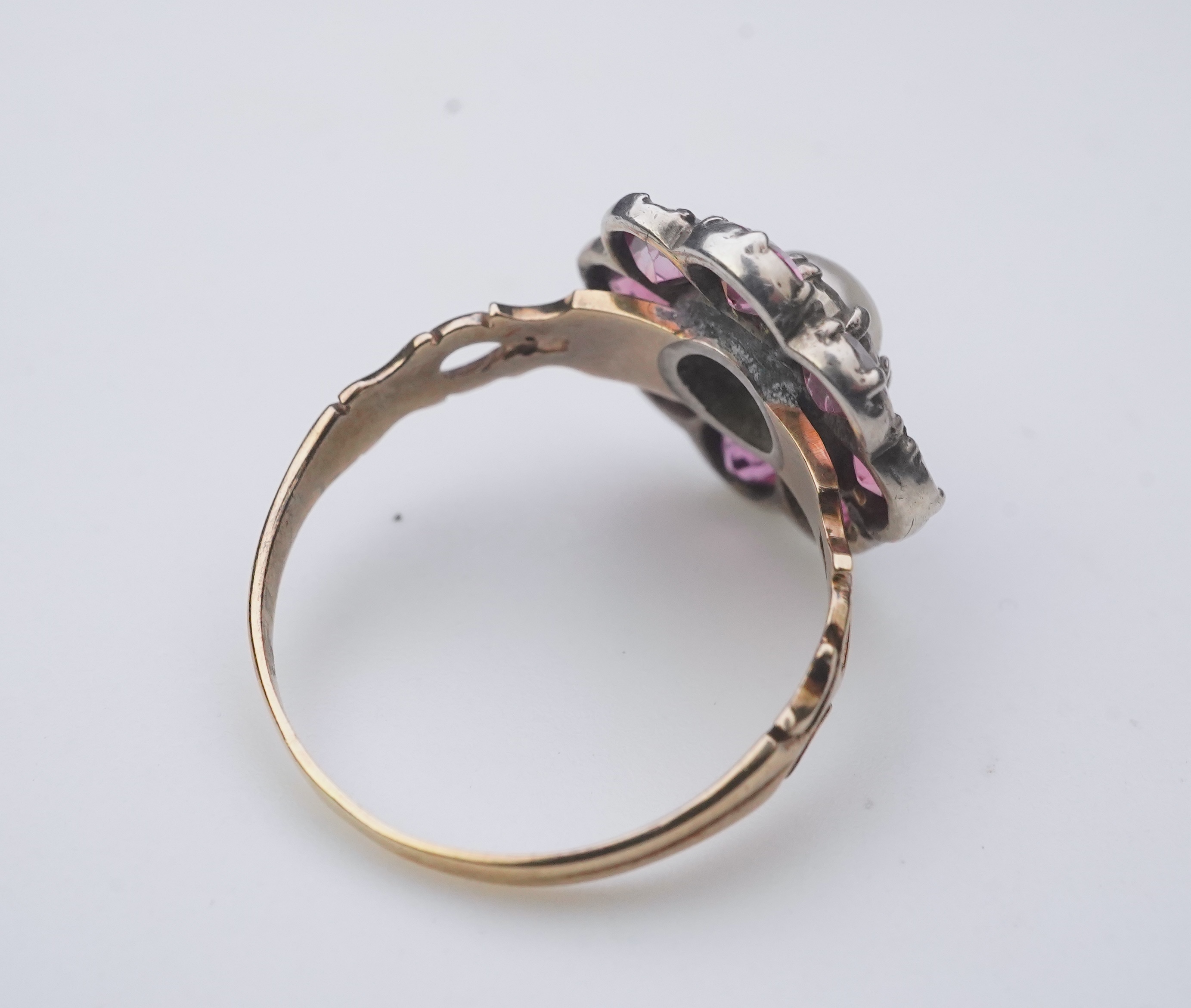 A pearl and pink tourmaline ring